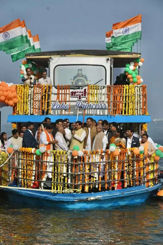 अब मप्र के भोपाल में पर्यटकों को मिलेगा कश्मीर की डल झील जैसा अनुभव