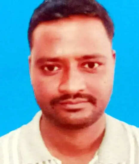 युवक ने विषाक्त खाकर दी जान, परिजनों ने पुलिस पर लगाए आरोप