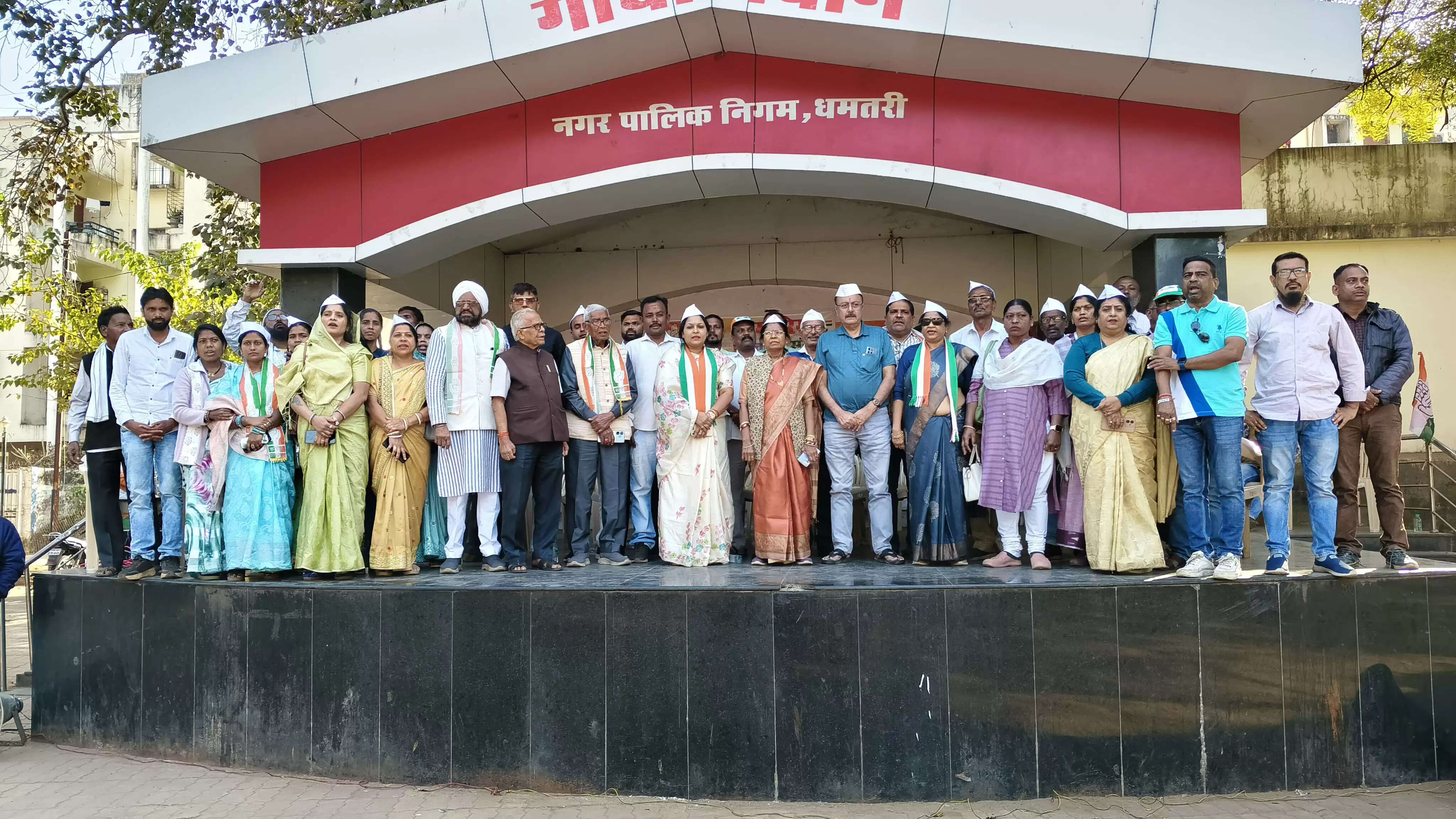 मनरेगा बचाओ संग्राम : गांधी मैदान में कांग्रेस का उपवास सत्याग्रह, कानून में बदलाव का किया विरोध