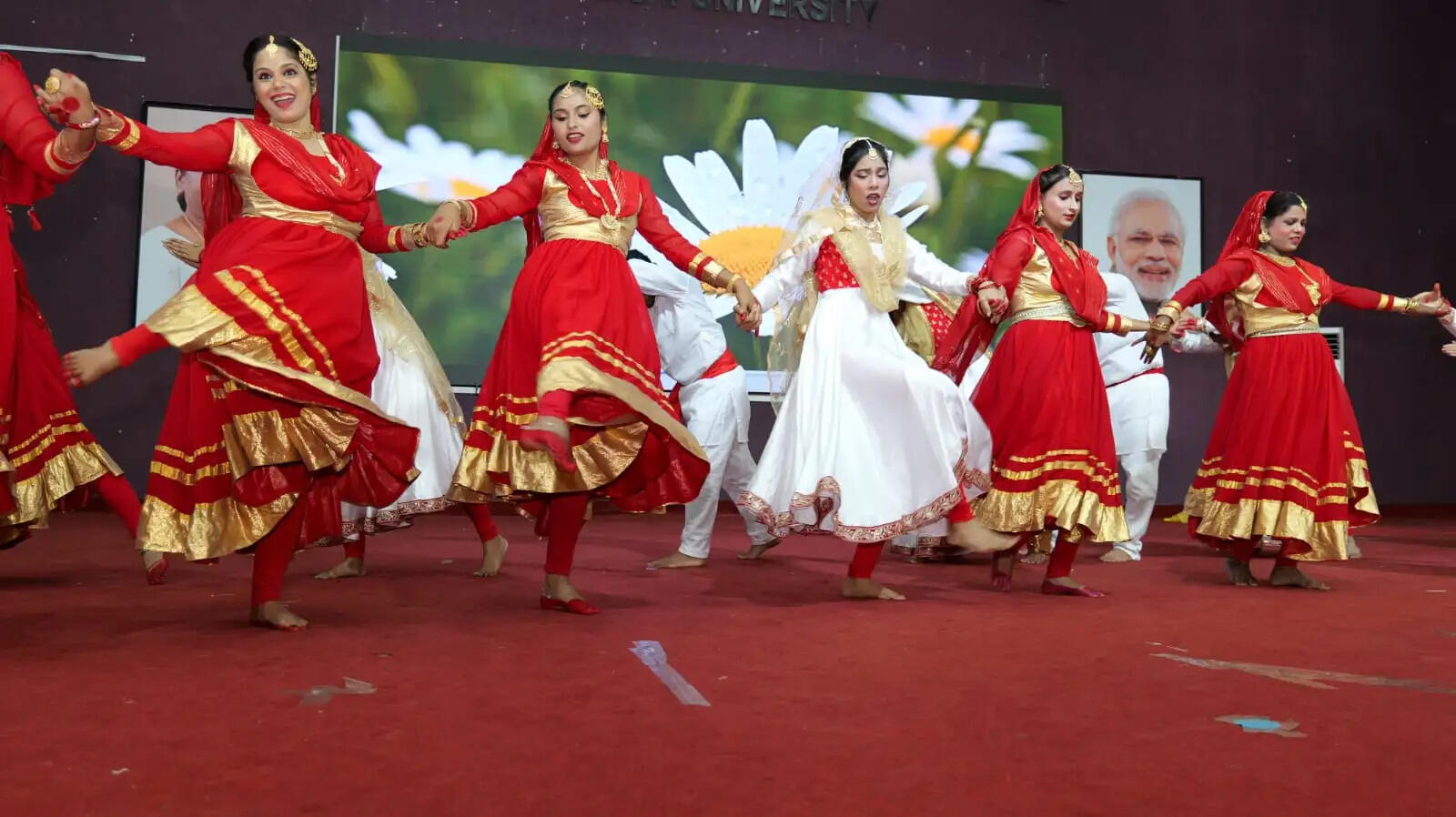 रांची विवि में युवा महोत्सव का शुभारंभ, बोली कुलपति खेल कूद और कला संस्कृति हमारे आधारभूत तत्व