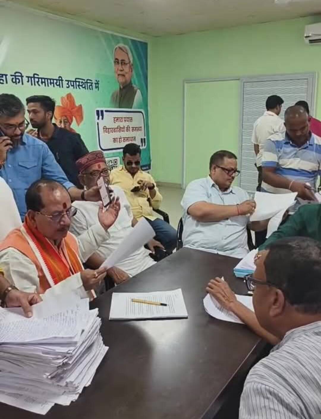 भूमि सुधार जनकल्याण संवाद में शिकायतों की बौछार, उपमुख्यमंत्री बोले-लिखित आवेदन पर ही होगी कार्रवाई