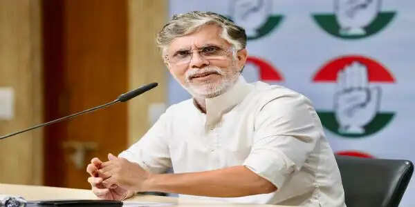 कांग्रेस ने भाजपा पर जनादेश चोरी करने का लगाया आरोप