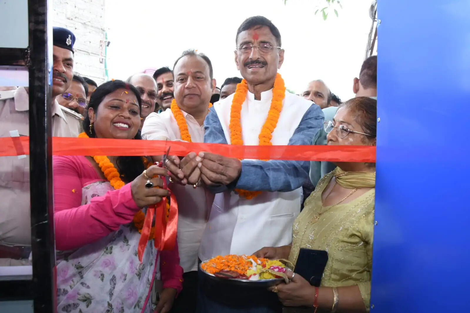 ट्रैफिक पुलिसकर्मियों की सुविधा और सम्मान हमारी जिम्मेदारी : संजय सेठ