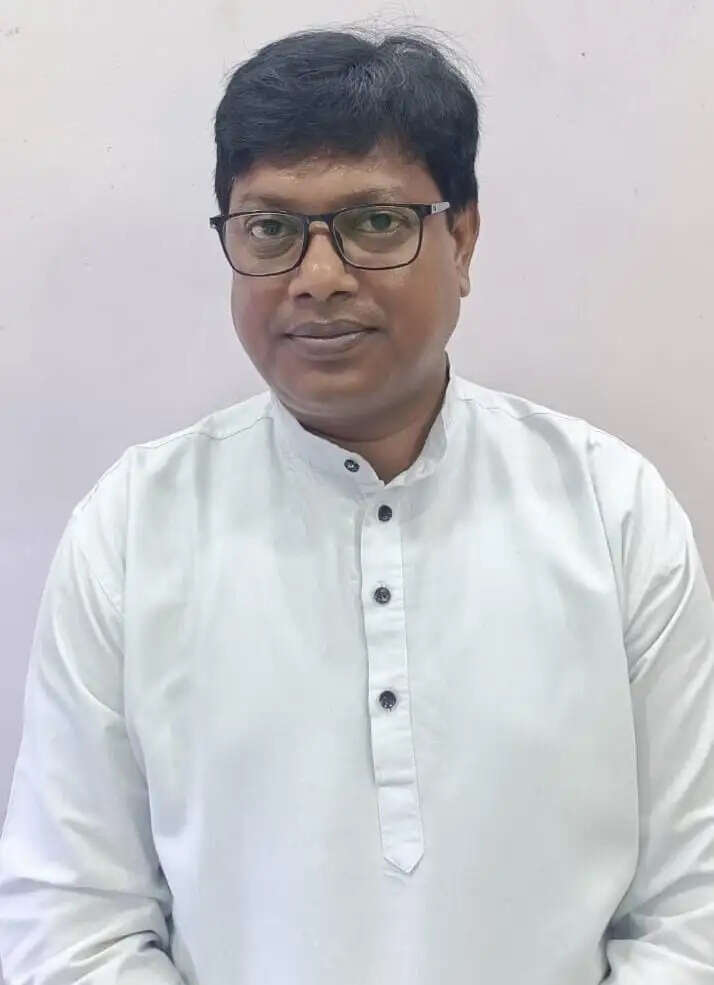 भाजपा की जीडीपी चमक के पीछे छिपा है देश के आम परिवारों का दर्द : अख्तर