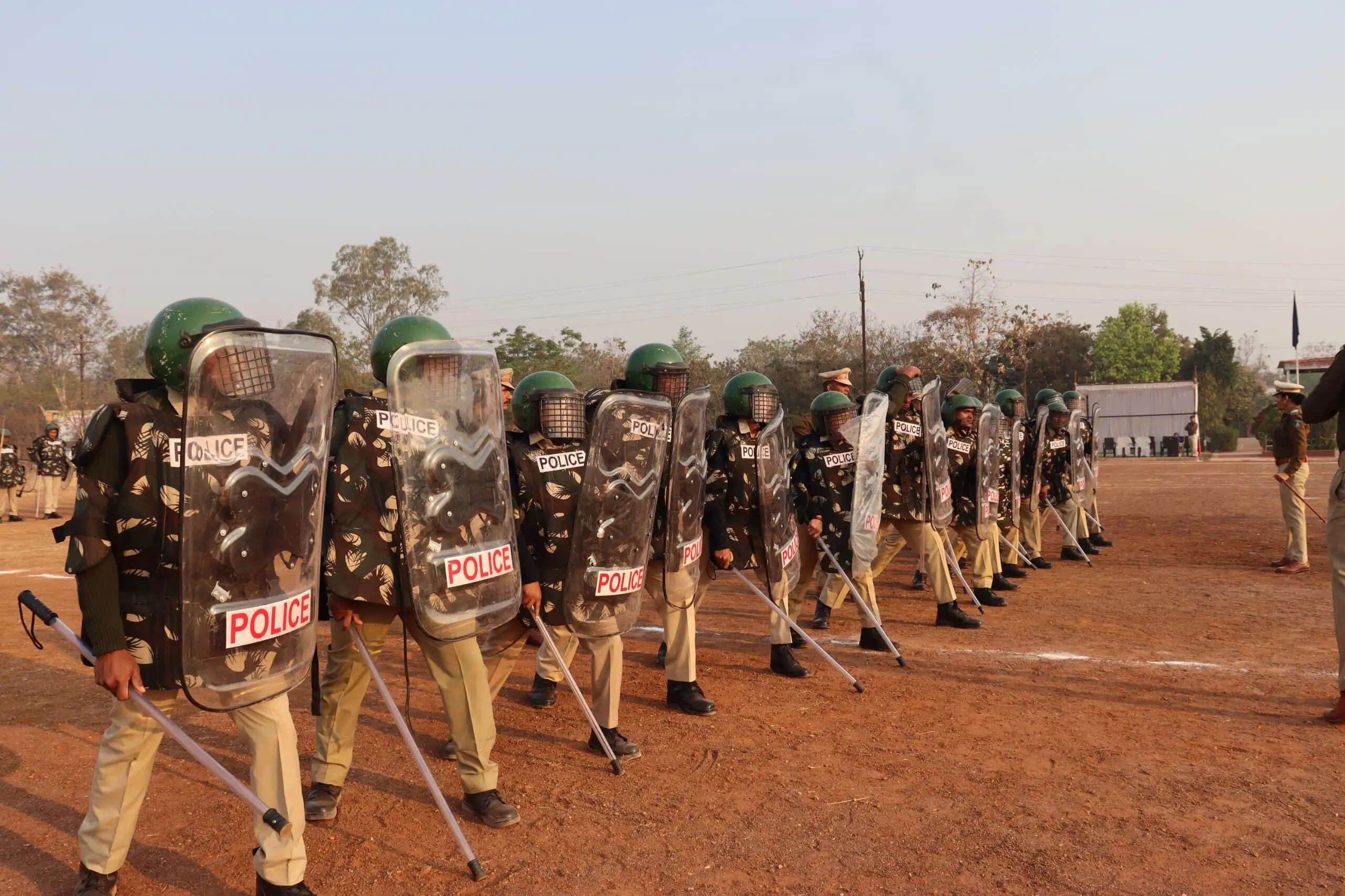 पुलिस लाइन में गूंजा सायरन, दंगा नियंत्रण की तैयारियों का व्यापक प्रदर्शन