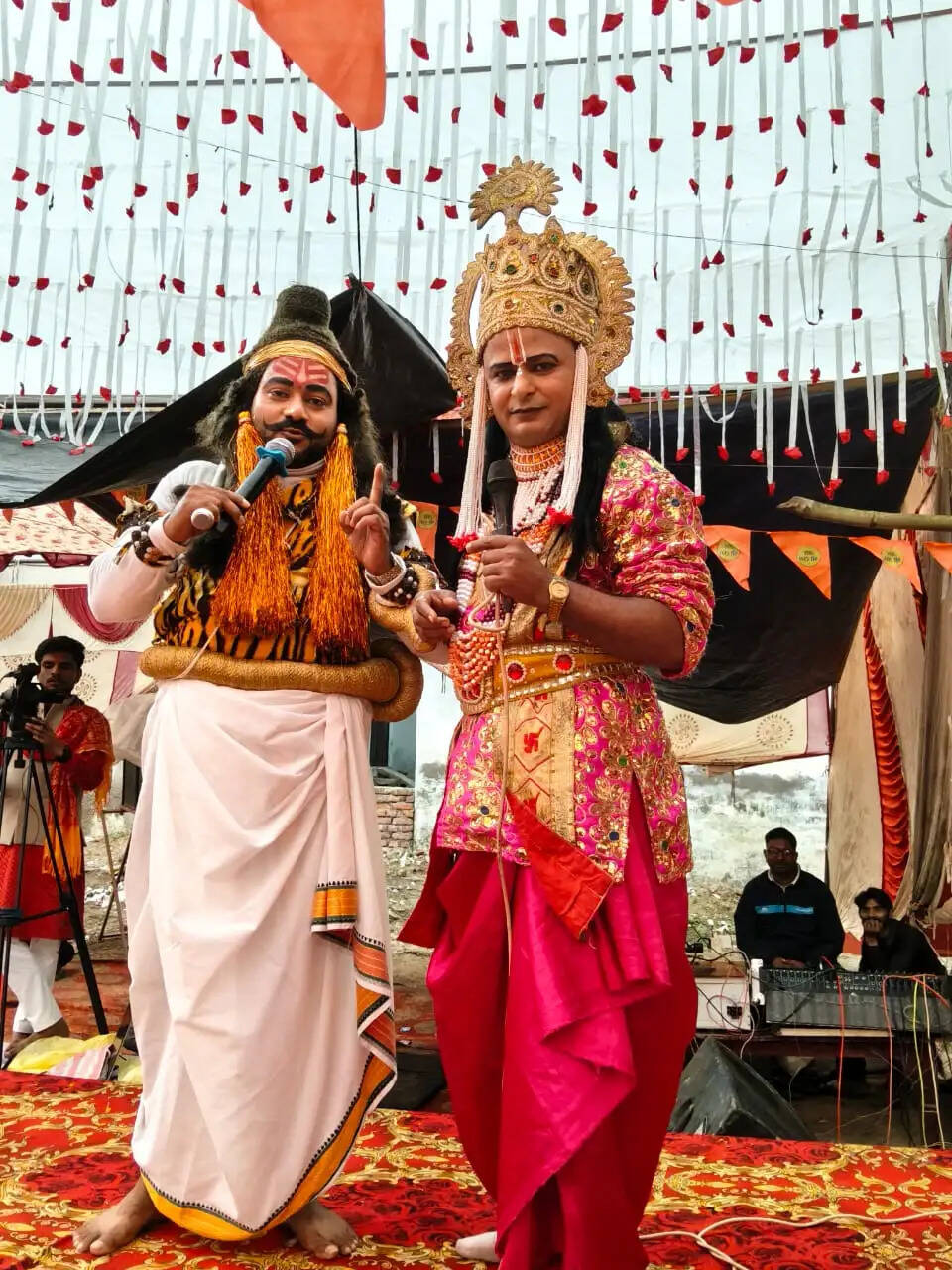 शिवधनुष टूटते ही क्रोधित हुए परशुराम, लक्ष्मण से हुआ तीखा संवाद