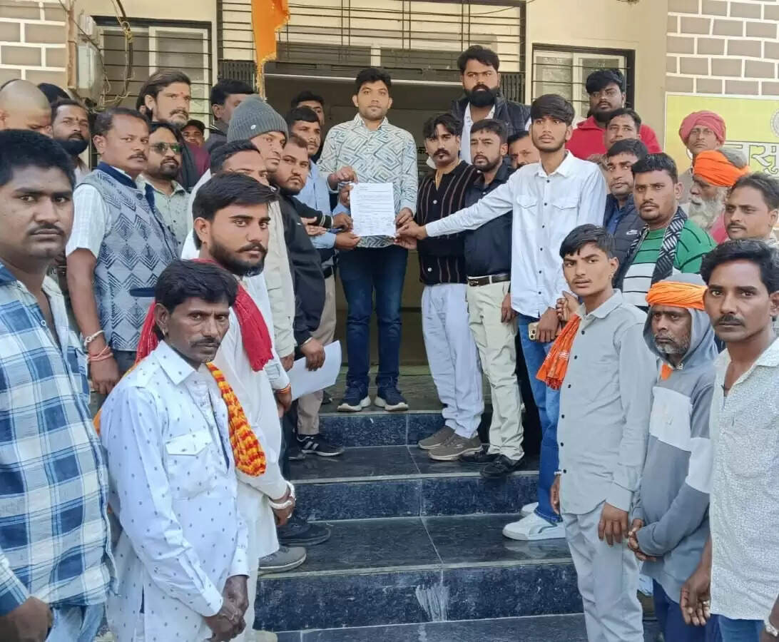 झाबुआ: बांग्लादेश में हुई दीपू दास की निर्मम हत्या के विरोध में लामबंद हुआ समग्र हिंदू समाज