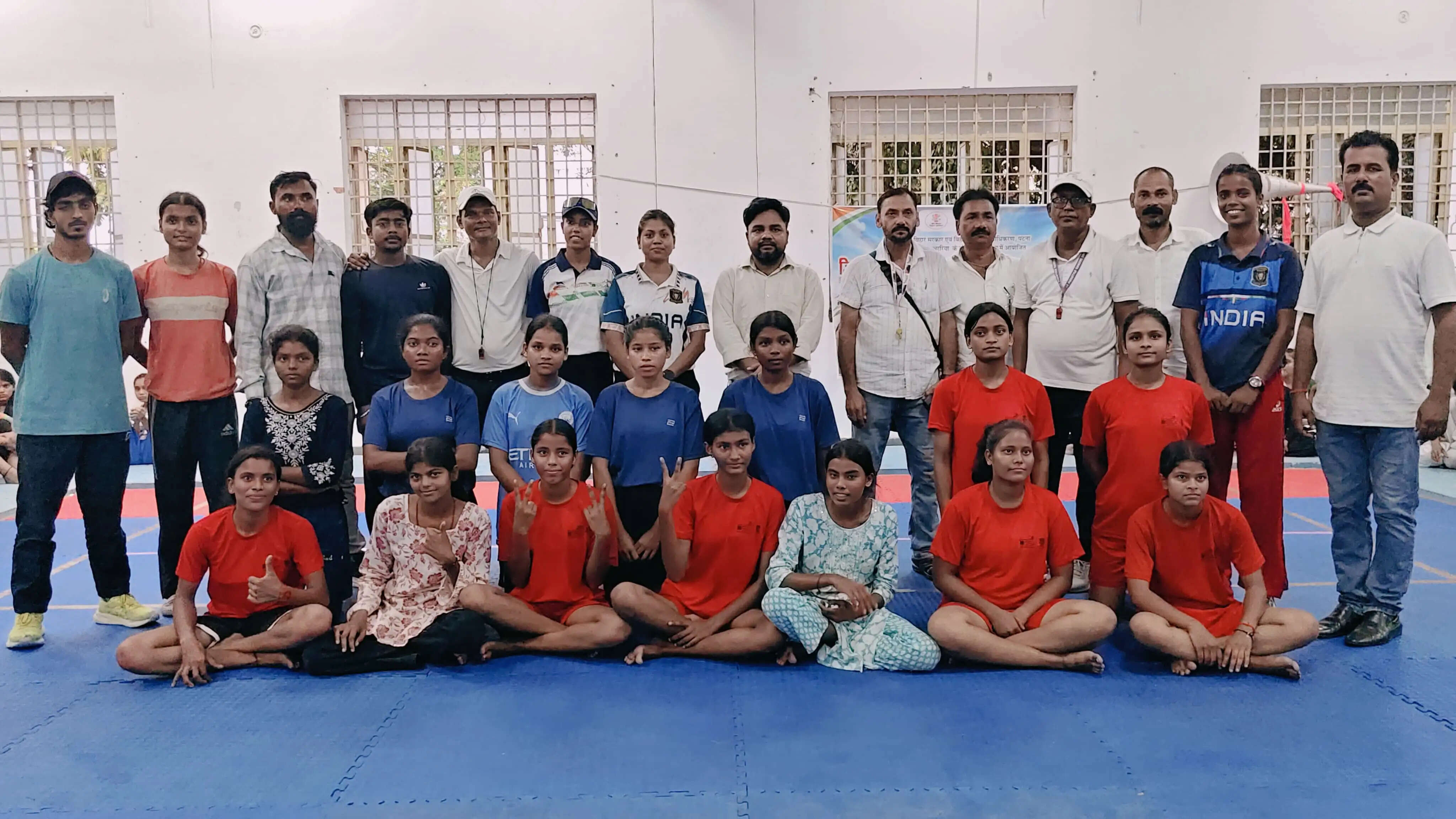 जिला स्तरीय विद्यालय खेल प्रतियोगिता के दूसरे दिन खिलाड़ियों ने दिखाया दमखम