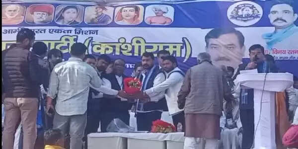 संविधान ही गरीबाें, दलिताें और पिछड़ाें की असली ताकत : चंद्रशेखर