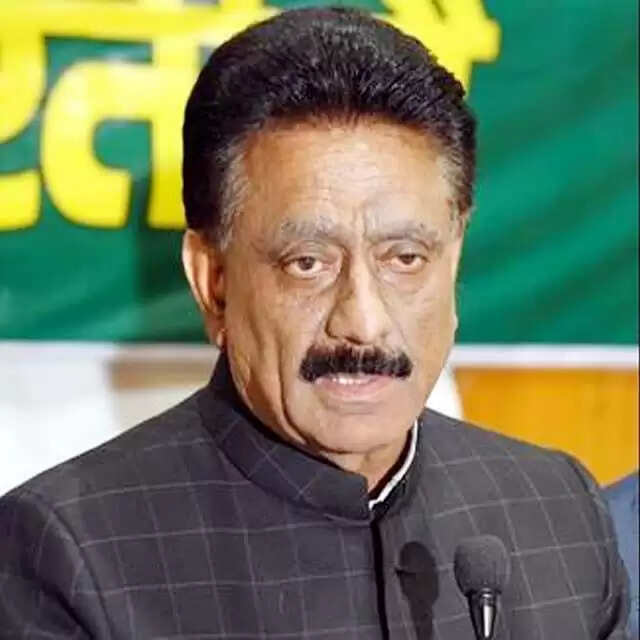 महिला आरक्षण पर भाजपा कर रही राजनीति : कुलदीप राठौर