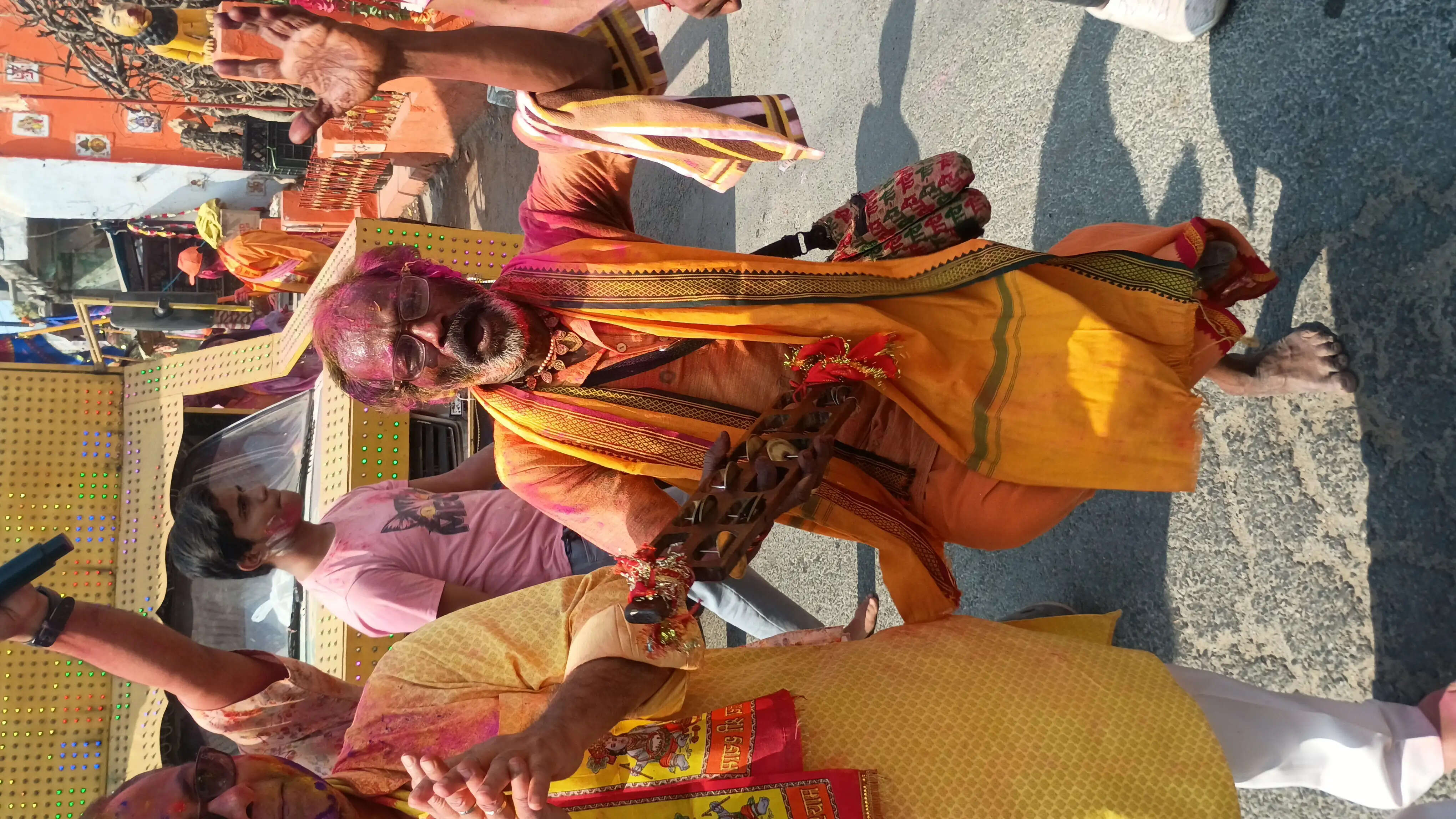 देवरिया में धूमधाम से निकली खाटू श्याम की निशान यात्रा