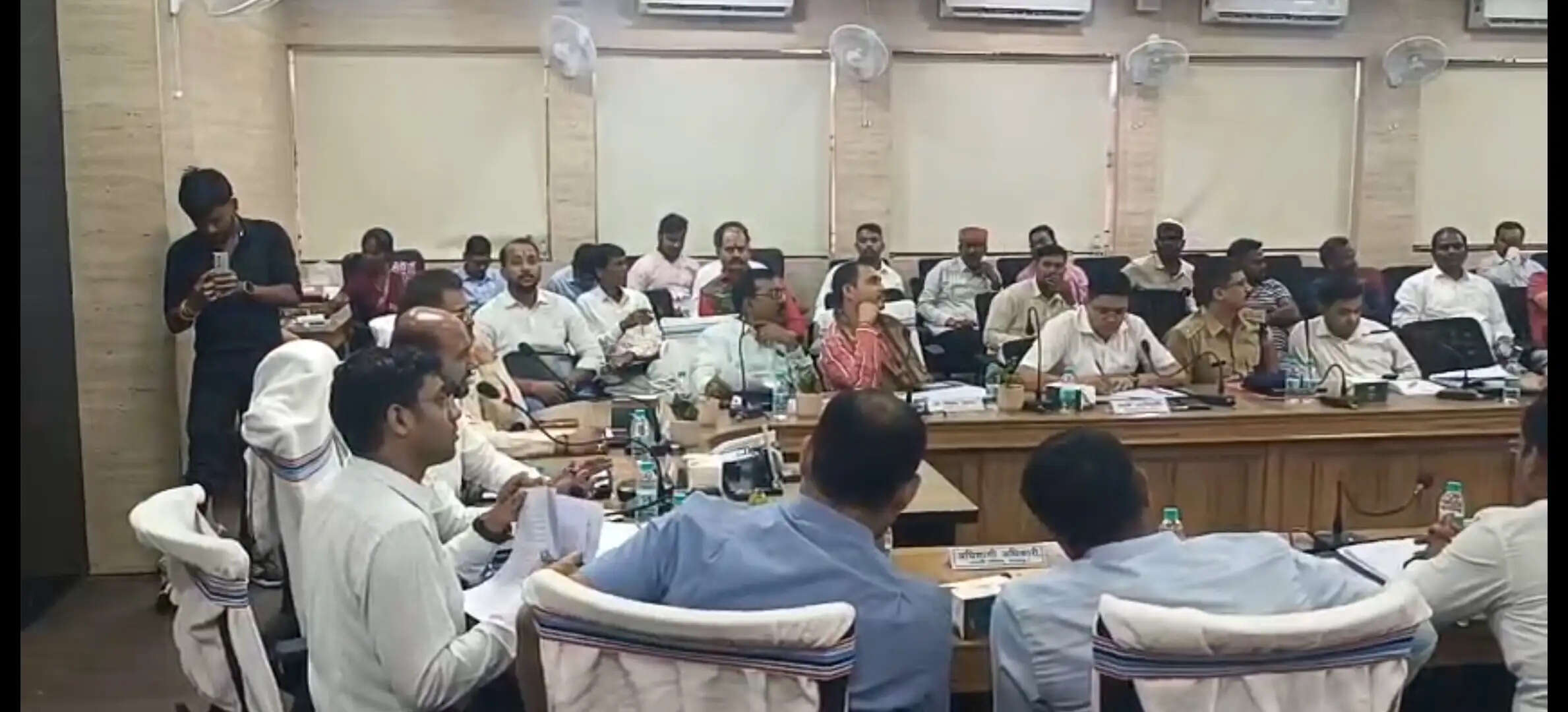 डीएमएफटी से स्वीकृत हुई शिक्षा, स्वास्थ्य, आंगनबाड़ी और पेयजल की योजनाएं