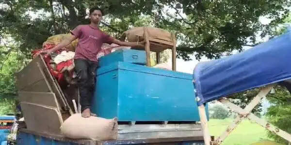 निगलती गंगा, उजड़ते आशियाने; राघोपुर में पलायन की सबसे बड़ी मानवीय त्रासदी