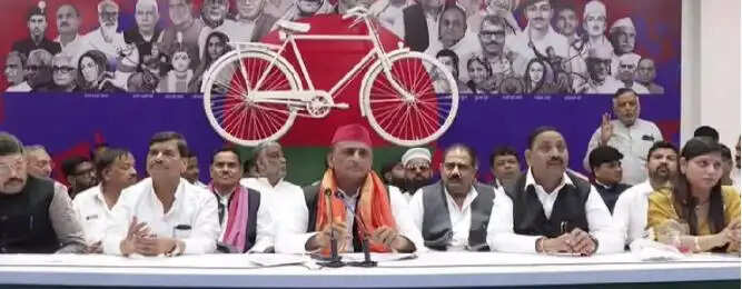 भाजपा जैसी पार्टियों से सावधान रहे जनता : अखिलेश यादव