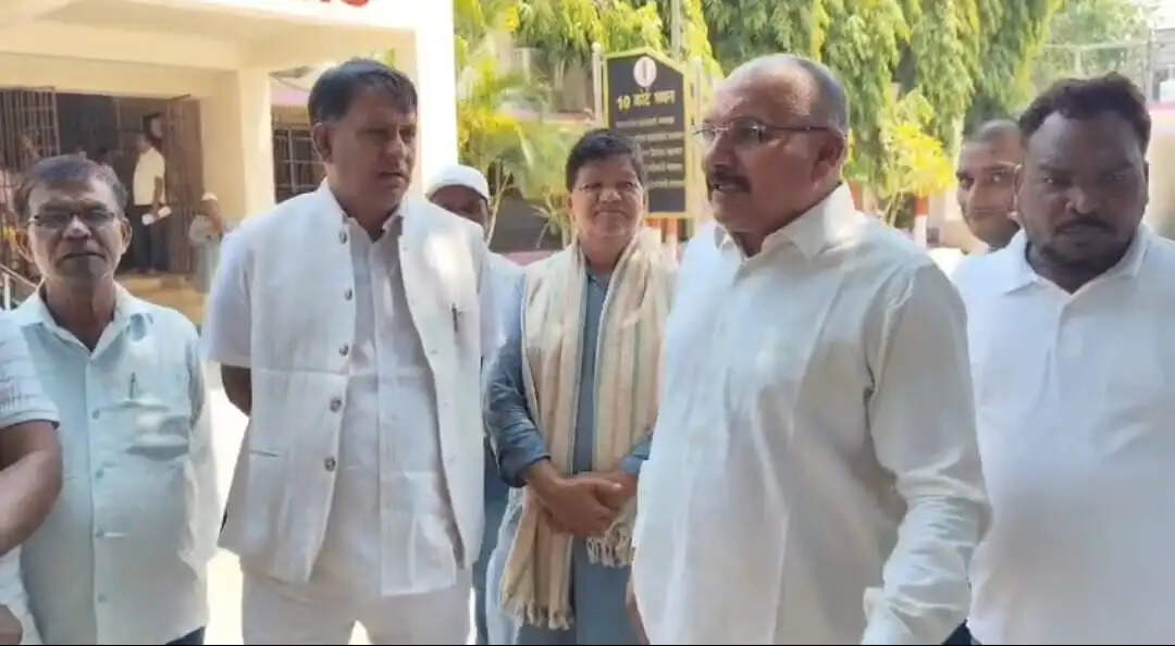 प्रदीप यादव और रंधीर सिंह कोर्ट में हुए हाजिर