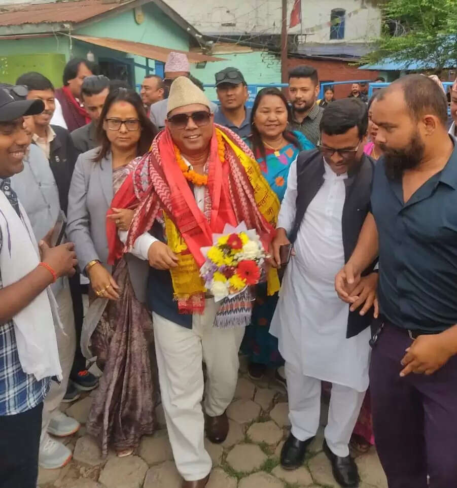 सुप्रीम कोर्ट के गलत पत्र पर पूर्व सांसद की गिरफ्तारी, चार घंटे में हुए रिहा