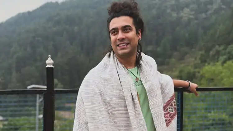 जुबिन नौटियाल बने पिता