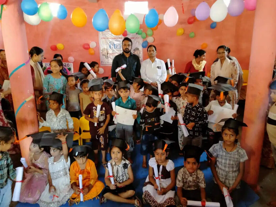 राजगढ़ःआंगनवाड़ी केन्द्रों में हर्षोल्लास से मनाया गया ‘विद्यारंभ’ उत्सव