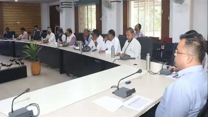 इंदौरः मतदाता सूची का हुआ अंतिम प्रकाशन, जिले में कुल 24 लाख 86 हजार 996 मतदाता