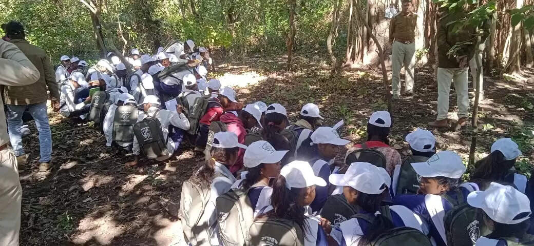 अनूपपुर: पृकति के संतुलन हेतु वनों को बचाए रखना आवश्यक-पुरी