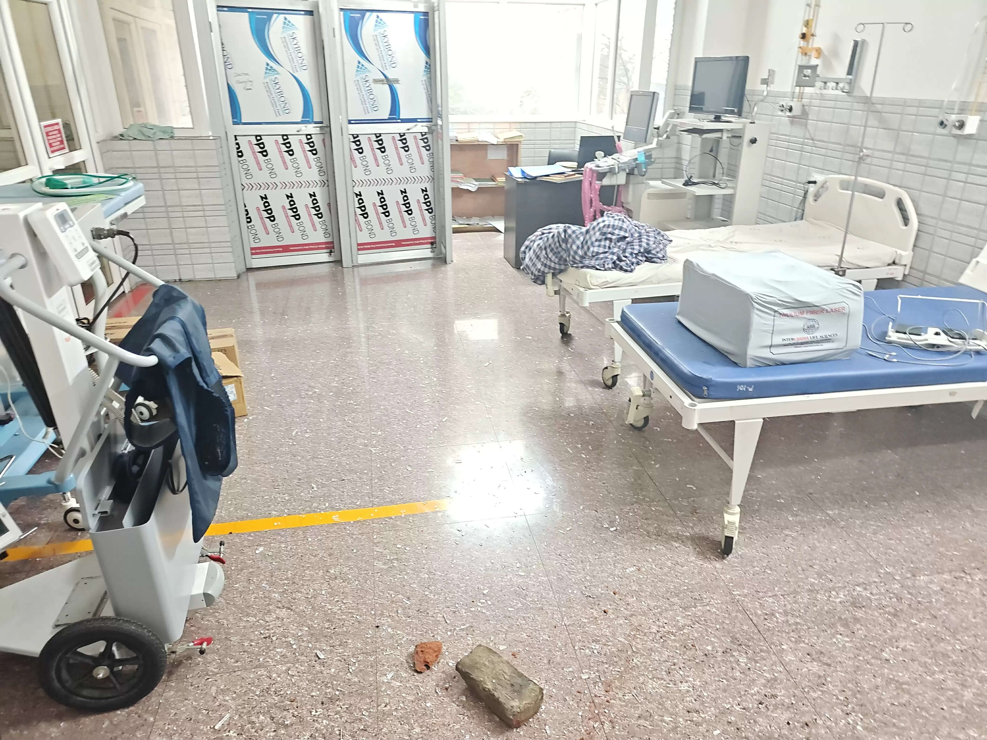 प्राइम हॉस्पिटल में ऑपरेशन के दौरान महिला की मौत, परिजनों ने किया हंगामा