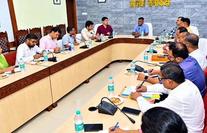 क्षेत्रीय सहकारिता सम्मेलन' की तैयारियों को लेकर हुई समीक्षा बैठक