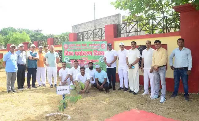 पौधरोपण से आने वाली पीढ़ियों को स्वच्छ एवं स्वस्थ वातावरण : हिमांशु बडोनी