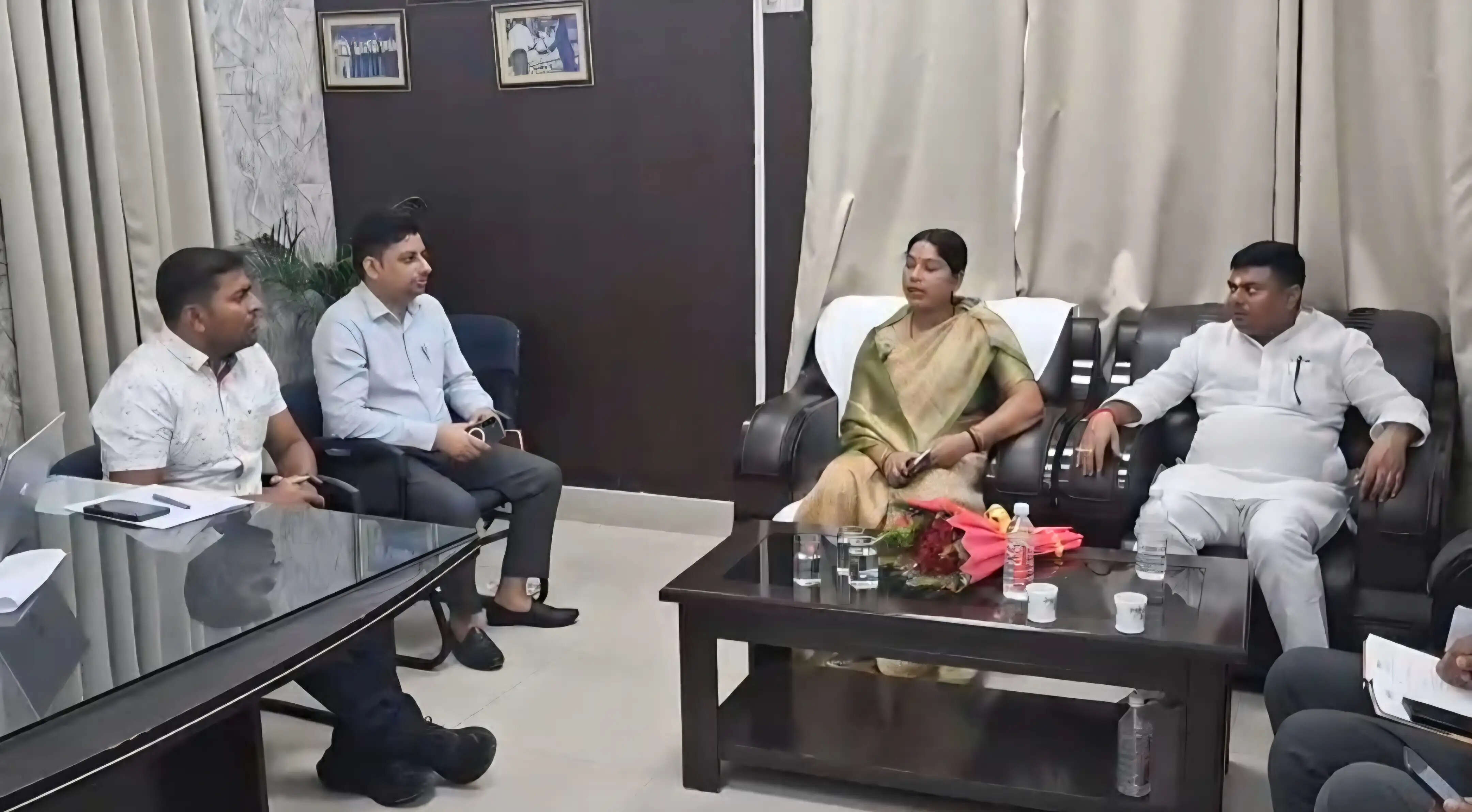 छपरा में बिजली समस्याओं पर भड़कीं विधायक, अधिकारियों को दी चेतावनी