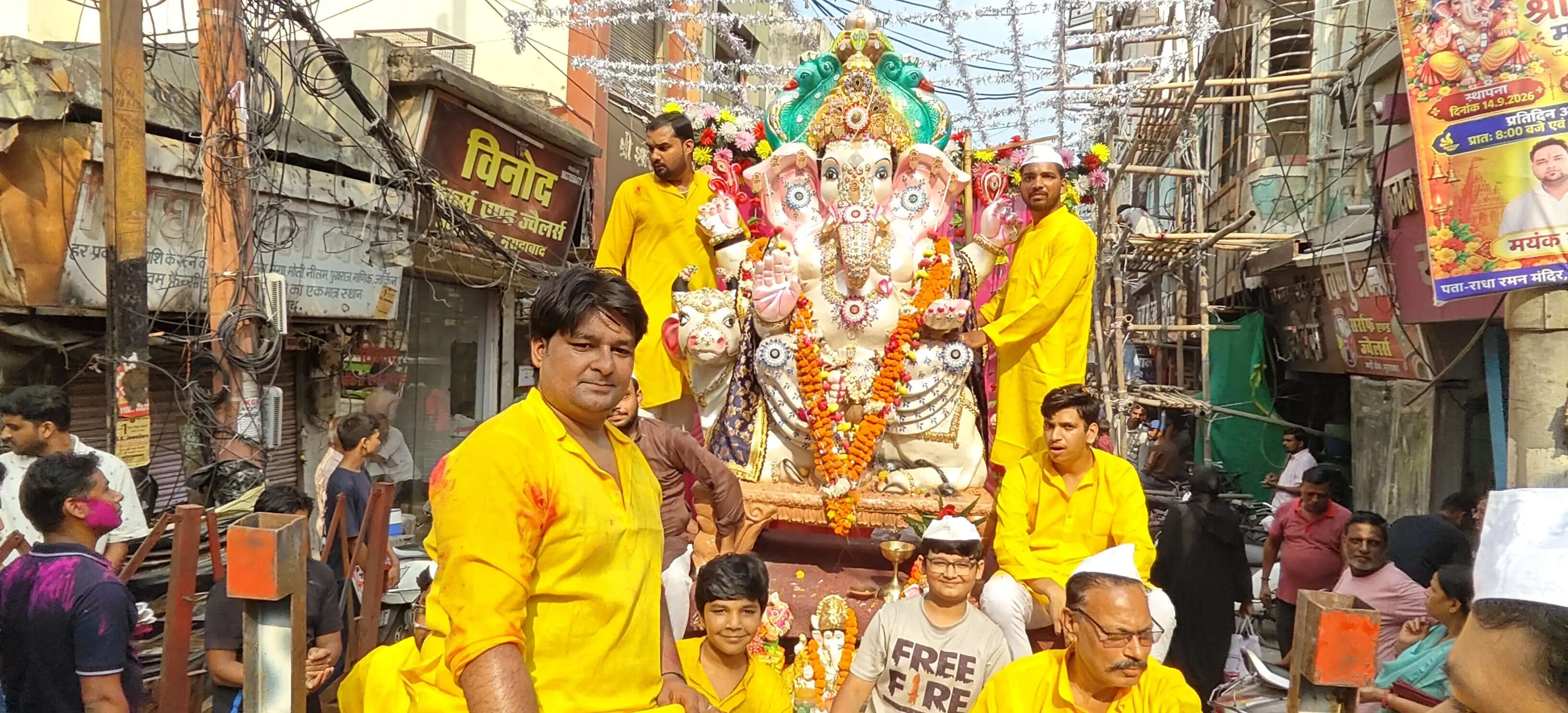 मुरादाबाद : महानगर में 100 से अधिक स्थानों से हुआ गणेश प्रतिमा का विसर्जन, गूंजे जयकारें