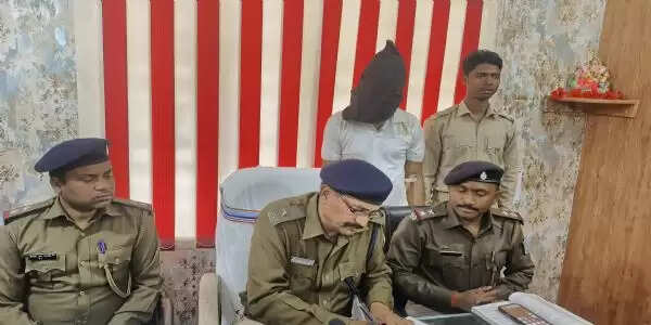 नाबालिग के साथ दुष्कर्म, आरोपित गिरफ्तार