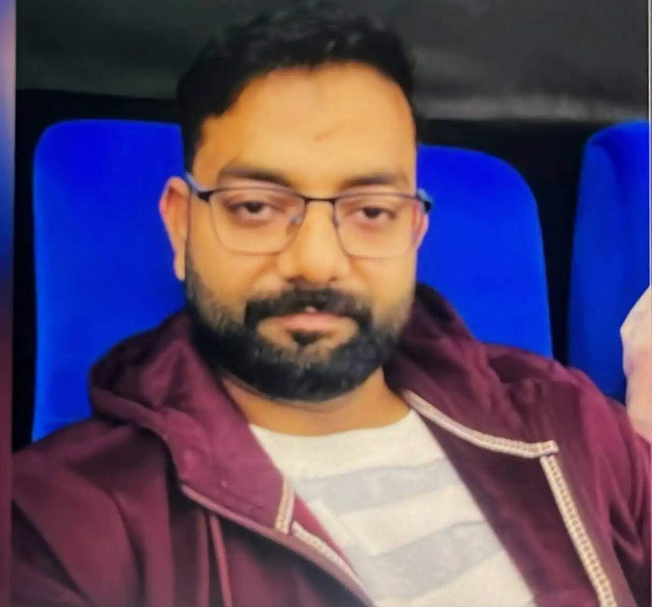 अयोध्या-प्रयागराज हाईवे पर कार डिवाइडर से टकराई, डॉक्टर की मौत