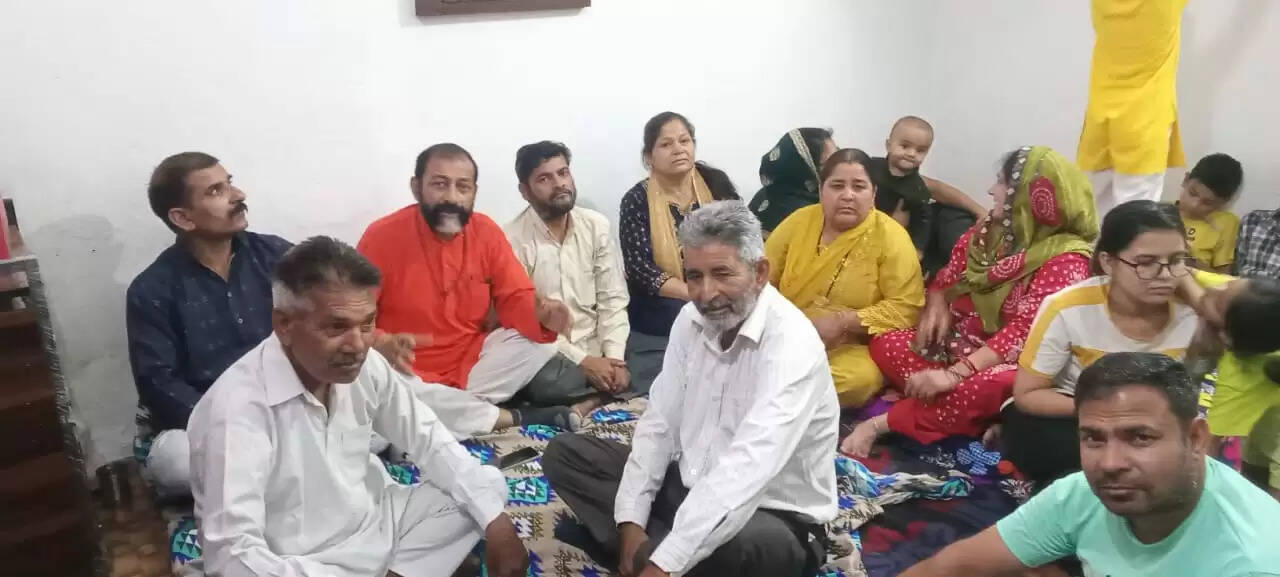 शिवसेना हिंदुस्तान ने जम्मू-कश्मीर में आतंकवाद और नशाखोरी पर चर्चा की