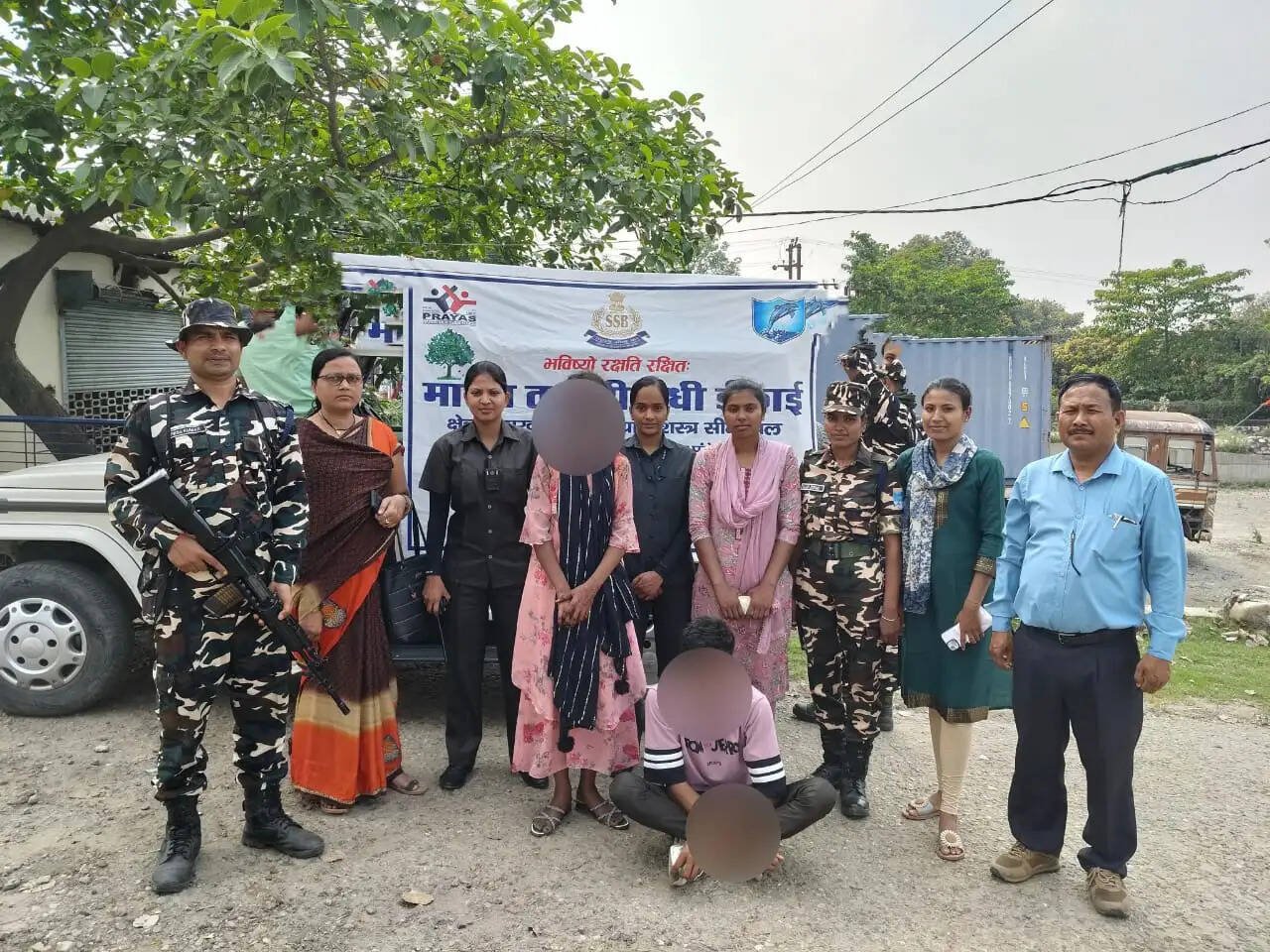 बंगाल की नाबालिग लड़की को नेपाल ले जाते एसएसबी ने किया रेस्क्यू