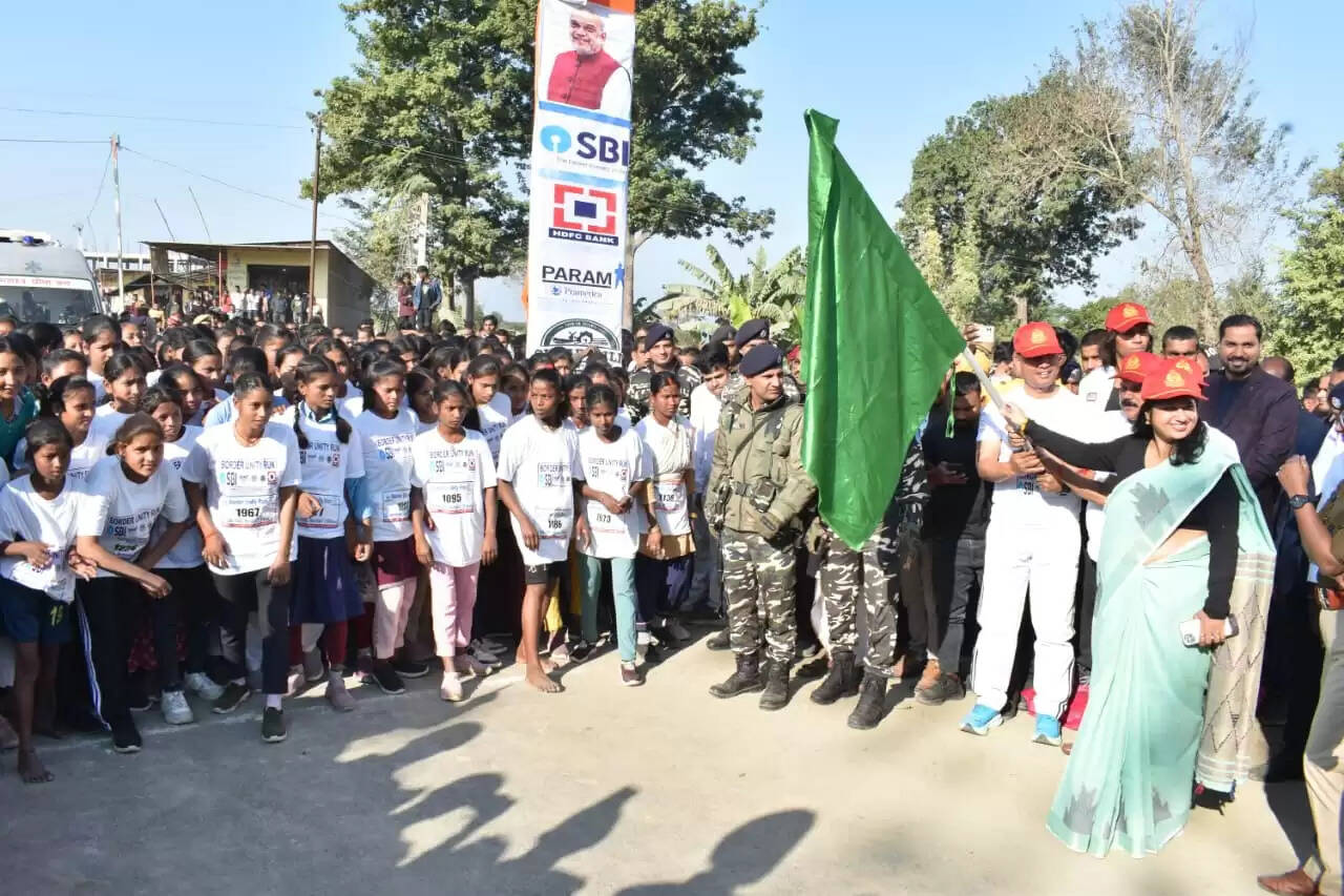 एसएसबी बगहा ने बोर्डर यूनिटी रन का किया आयोजन