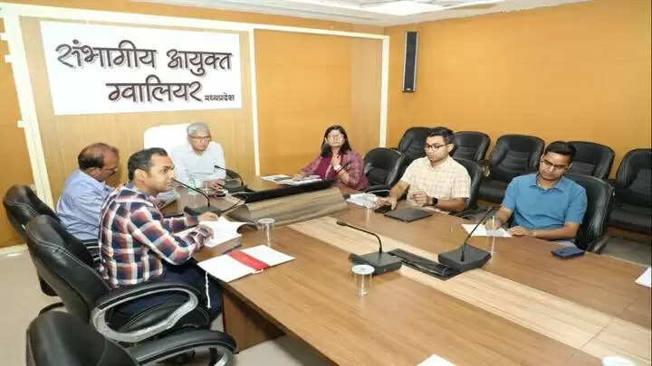 बेसलाइन सर्वे के लिये संबंधित विभागों से भी समन्वय कर कार्य करें: संभागीय आयुक्त खत्री