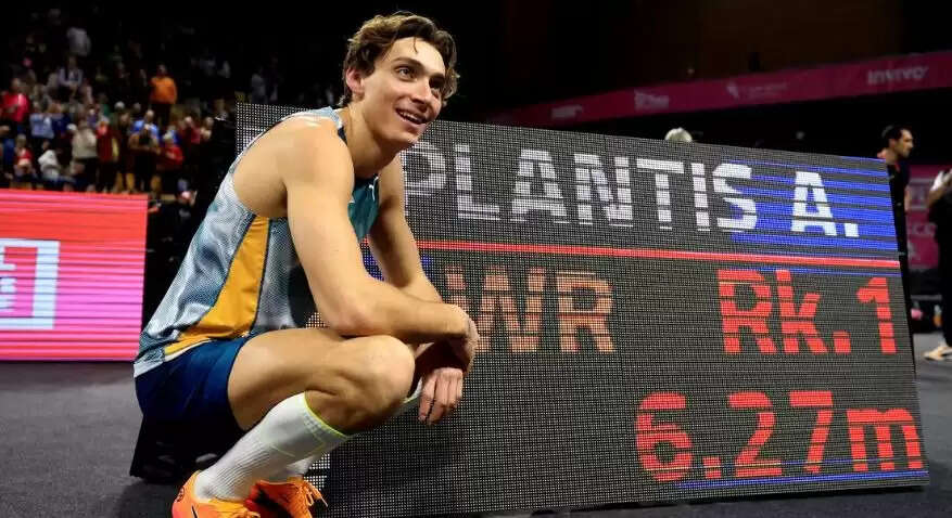 आर्मंड डुप्लांटिस ने 11वीं बार पोल वॉल्ट का विश्व रिकॉर्ड तोड़ा