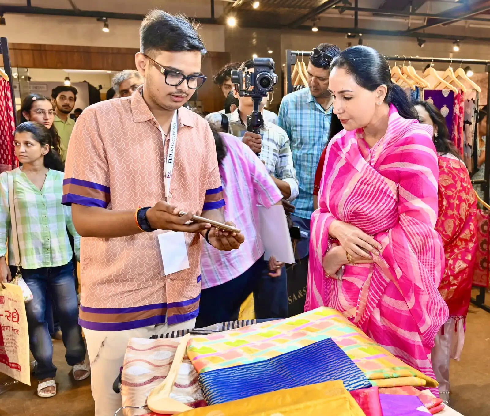 राष्ट्रीय हथकरघा दिवस पर एफएलओ कलेक्टिव-2026 में पहुंचीं उपमुख्यमंत्री दीया कुमारी