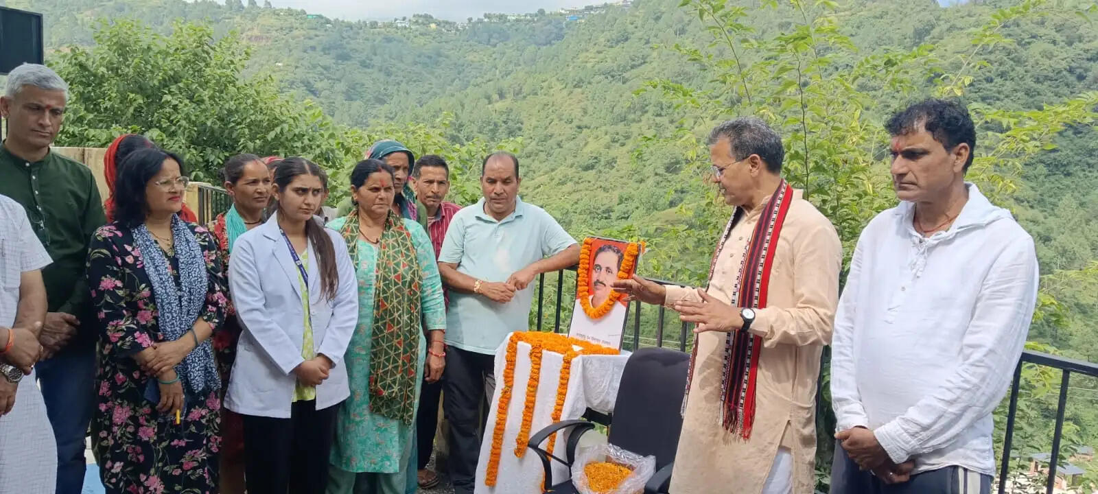 एकात्मक मानववाद के पक्षधर उपाध्याय का भावपूर्ण स्मरण