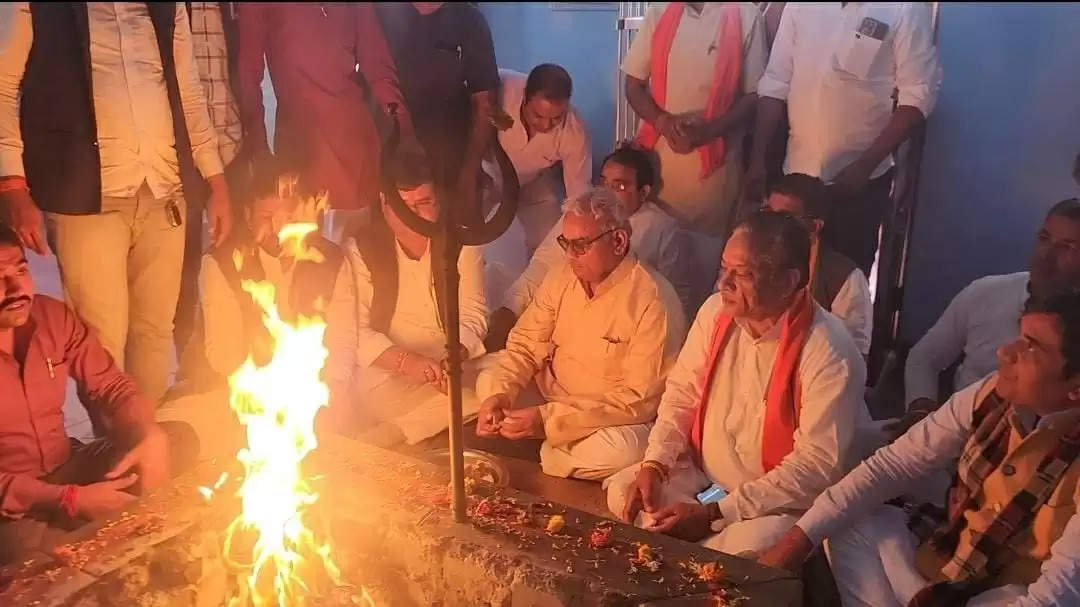 शिक्षा मंत्री दिलावर ने ब्रह्मा जी के दर्शन कर की पूजा अर्चना