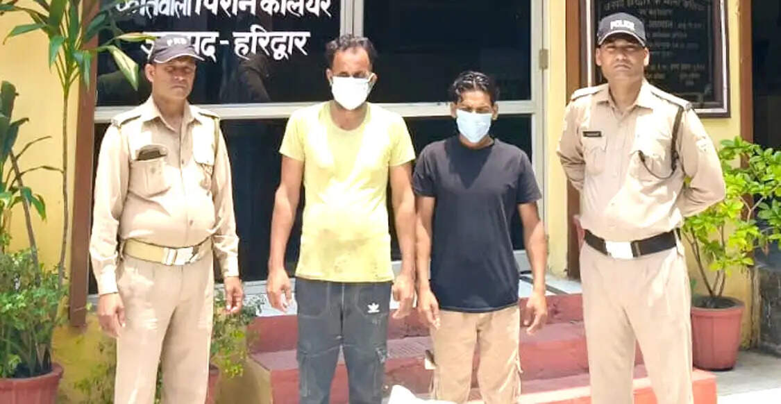 गौकशी पर पुलिस का बड़ा एक्शन, दो गिरफ्तार