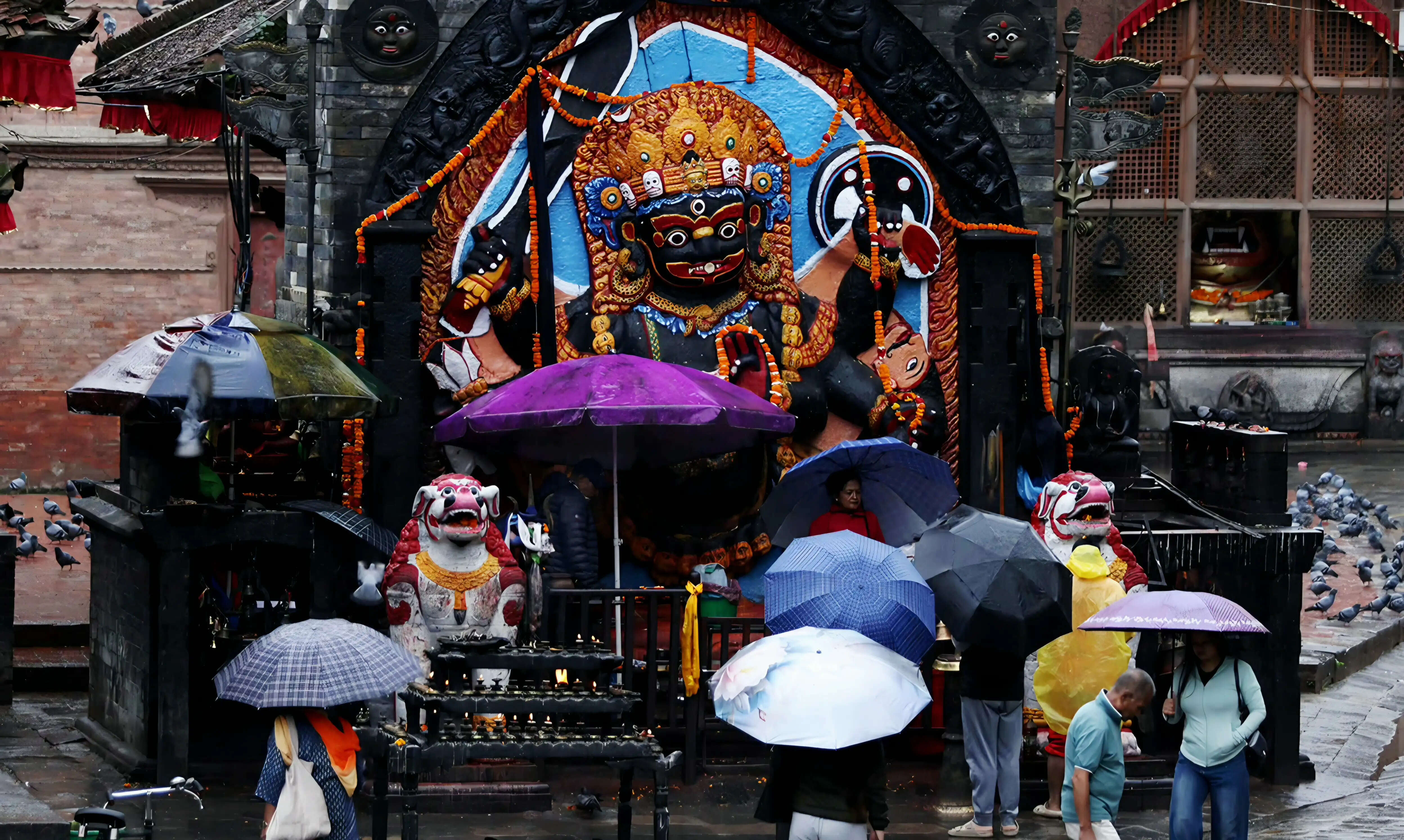 चक्रवात 'अर्णब' के असर से नेपाल में लगातार बारिश, जनजीवन प्रभावित