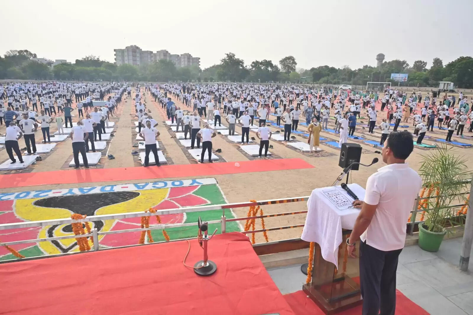 सिरसा: योग स्वस्थ जीवन जीने की पद्धति: डीसी शांतनु शर्मा