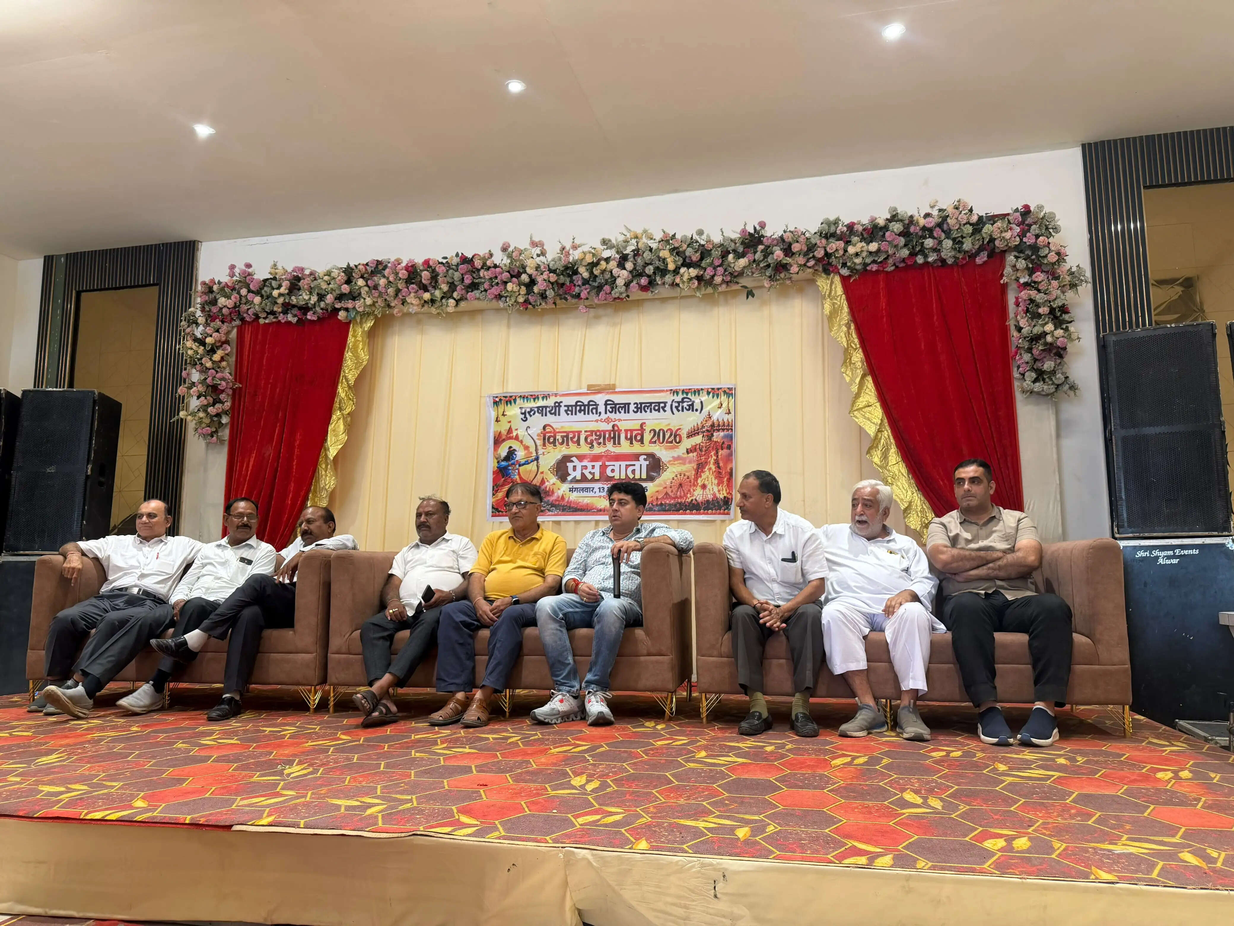 अलवर में रिमोट से होगा रावण दहन, 65 फीट का पुतला हंसेगा और हाथ भी हिलाएगा
