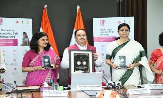 गर्भवती महिलाओं तक स्वास्थ्य सेवाओं की पहुंच में ऐतिहासिक सुधार - नड्डा