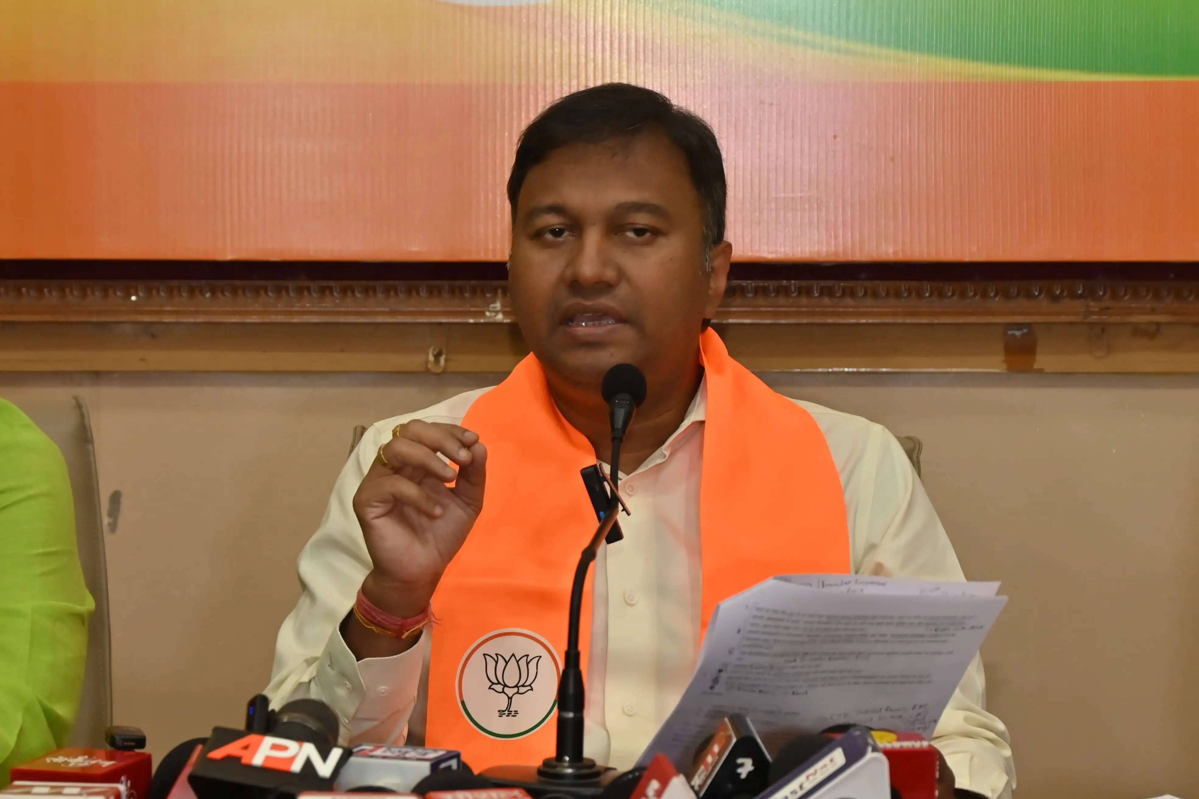 रांची स्टेडियम में हुई भगदड़ मामले में जेएससीए अध्यक्ष पर हो एफआईआर: अजय