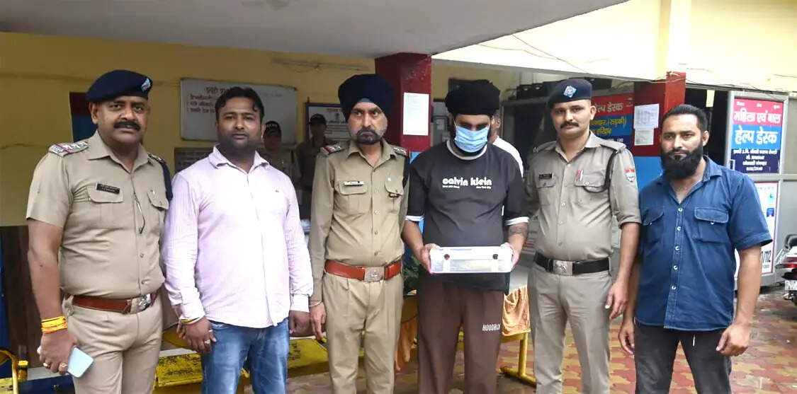 दो करोड़ की हेरोइन के साथ पंजाब का तस्कर गिरफ्तार