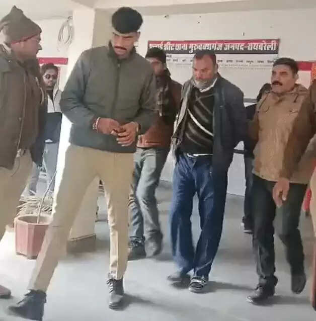 रिश्वत लेते हुए कानूनगो गिरफ्तार