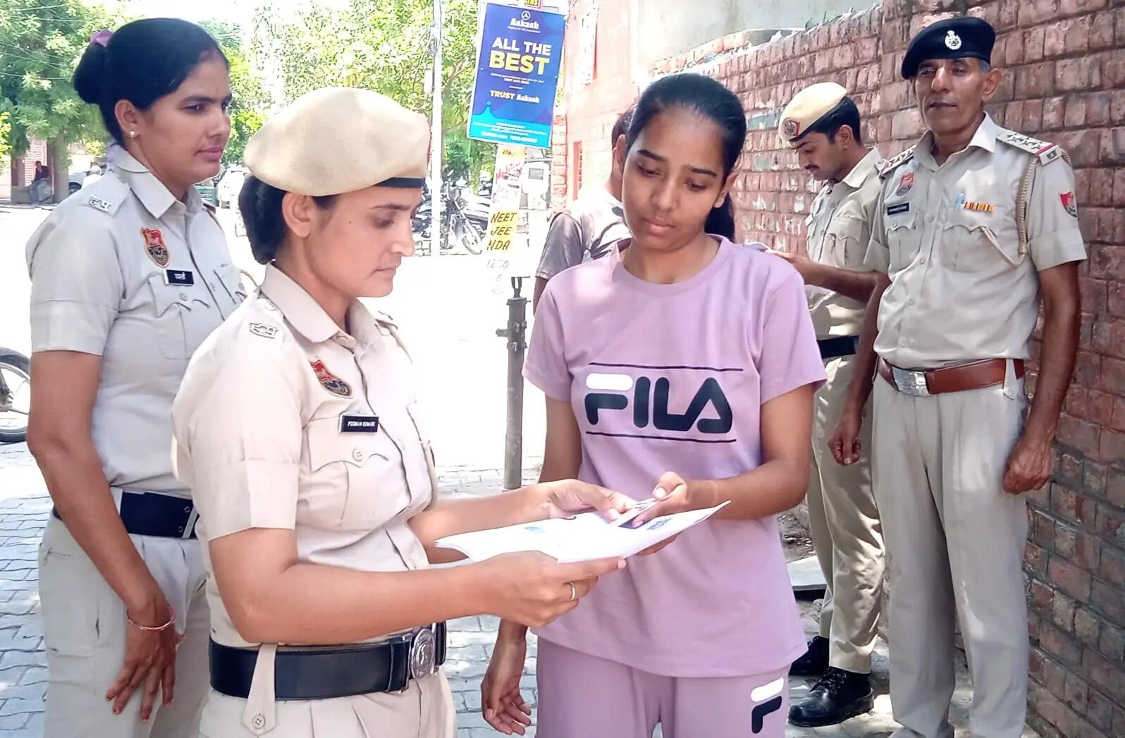 जींद : कड़े सुरक्षा प्रबंधों के बीच नीट परीक्षा शांतिपूर्ण ढंग से संपन्न