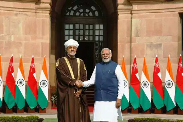 प्रधानमंत्री मोदी को ओमान के सुल्तान ने फोन पर बधाई दी