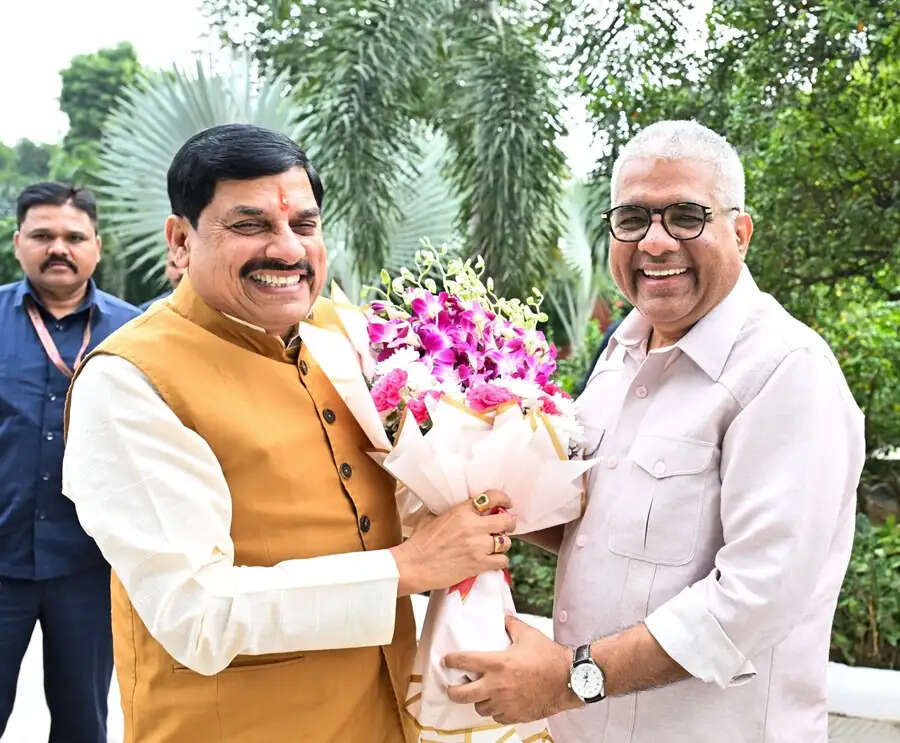 मप्र के मुख्यमंत्री ने केंद्रीय मंत्री भूपेंद्र यादव से की भेंट, कई अहम विषयों पर हुई चर्चा
